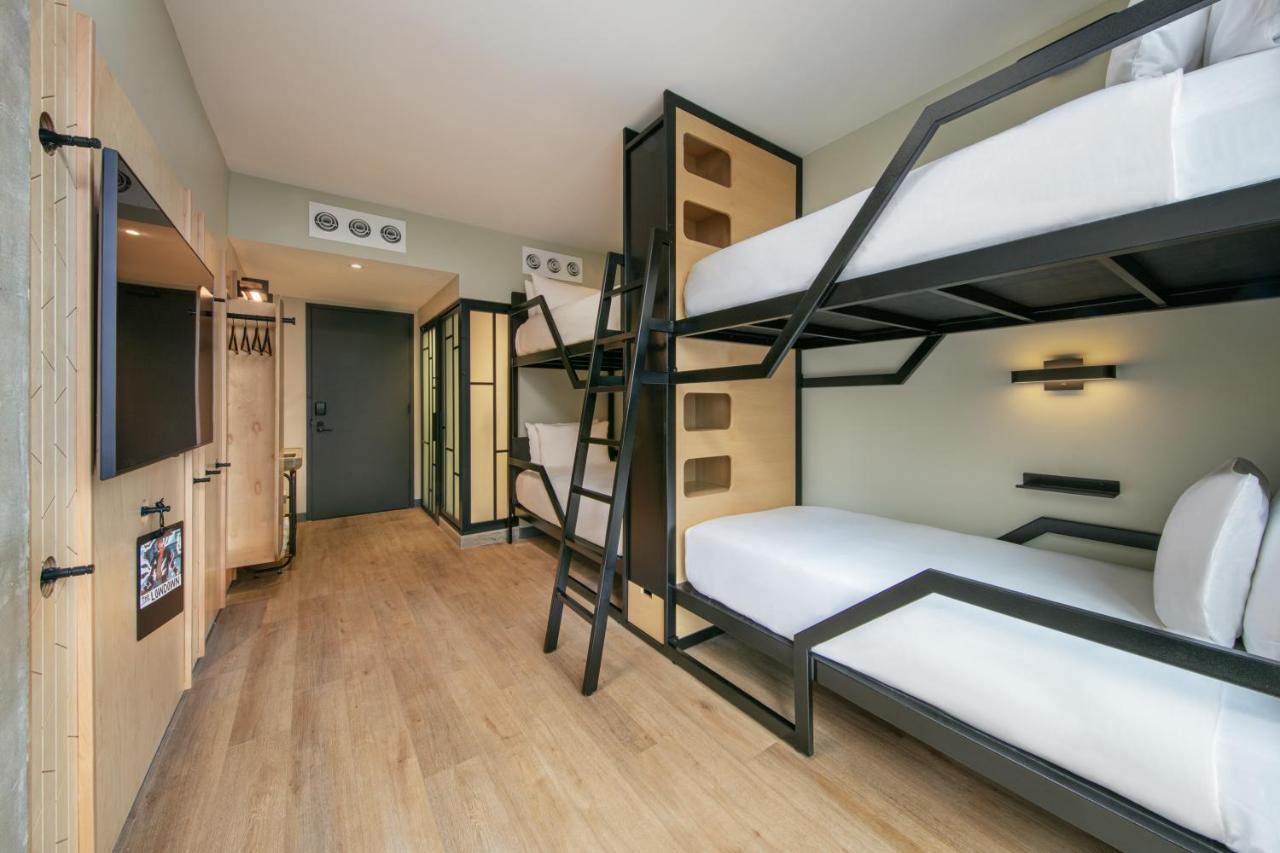 Moxy Brooklyn Williamsburg 호텔 뉴욕 외부 사진
